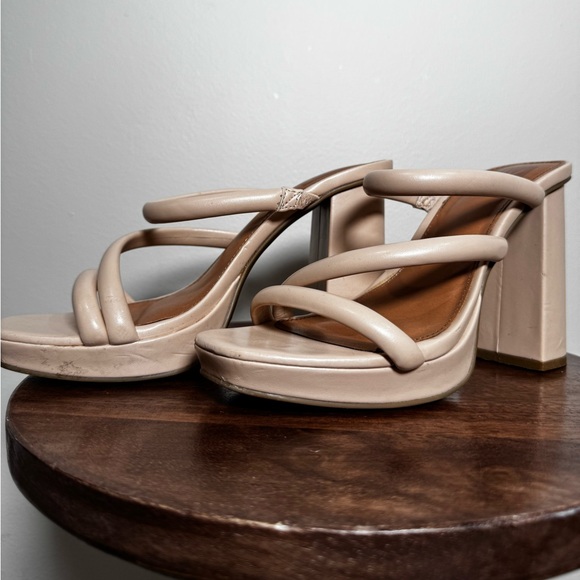 DV by Dolce Vita Nude Strappy Block Heel Sandals – Size 7 - Picture 4 of 8